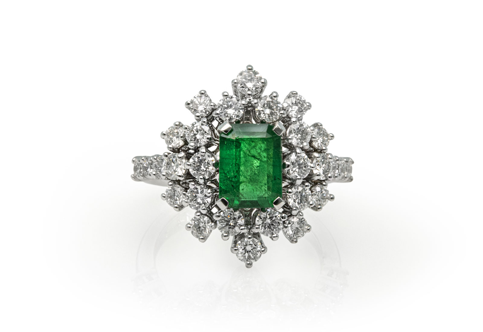 Mimosa Ring: solid proportions for beauty that endures