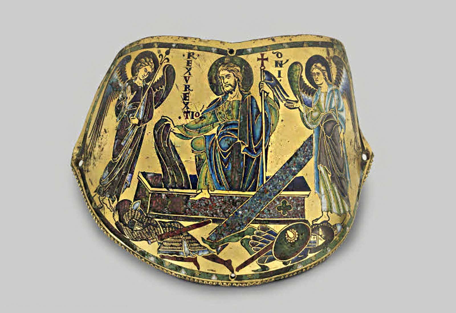 Medieval religious jewel with a symbolic function