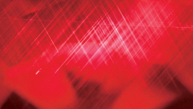 Crossed rutile inclusions visible in a ruby